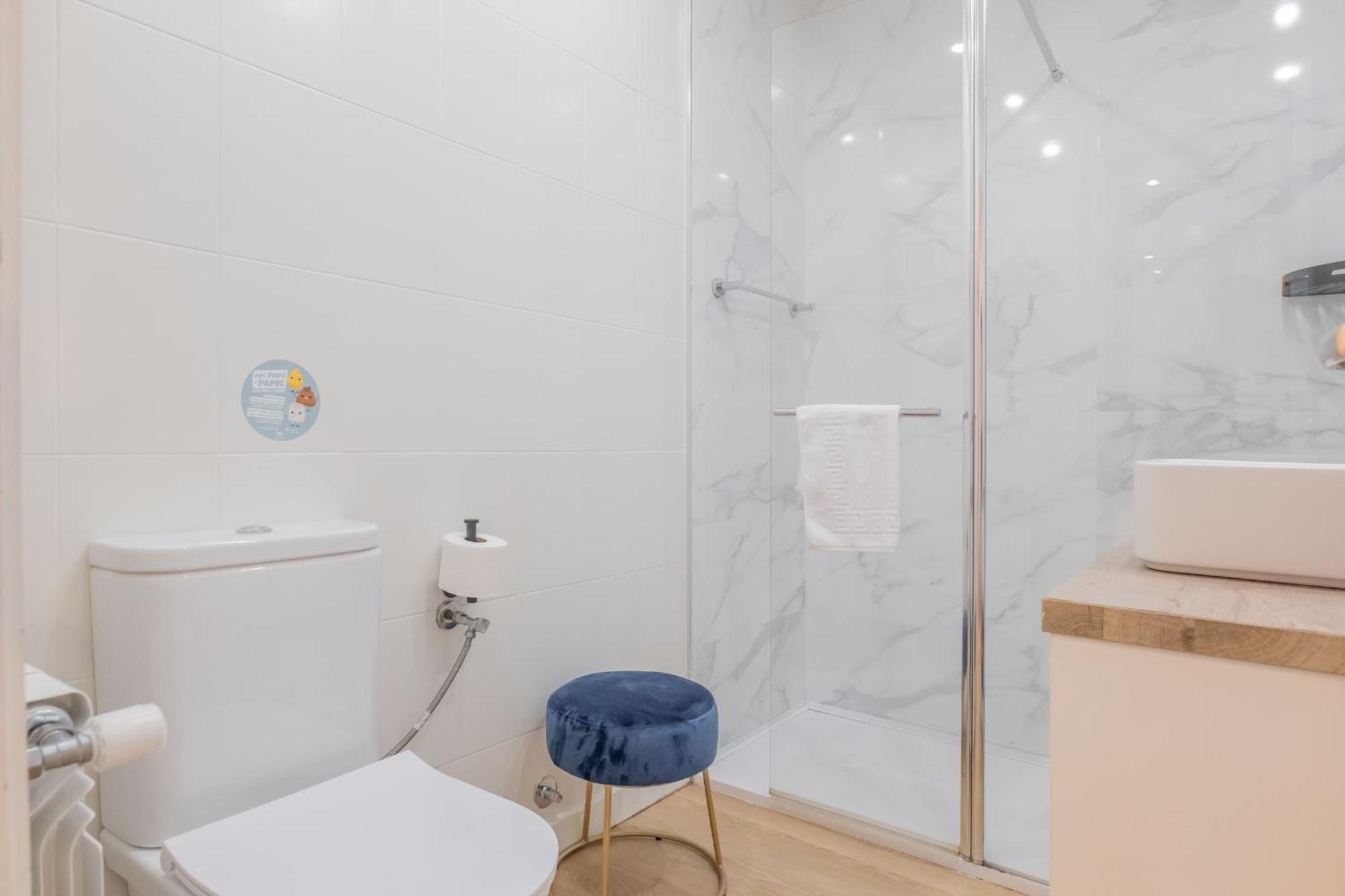 Nabucco Apartment Овиедо Екстериор снимка
